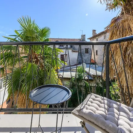 Near Old Town Apartment Porec