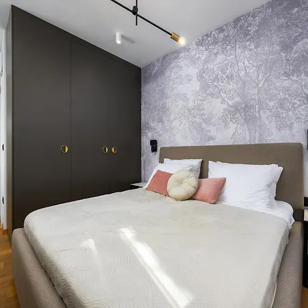In Near Old Town Appartement